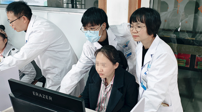 用科技点亮认知之光 广州华佑医院引入CCRT系统助力患者康复